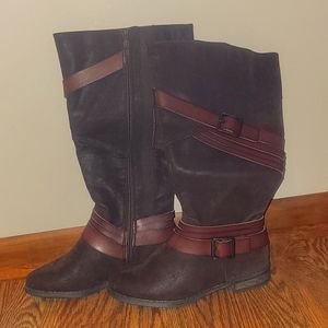 Lane Bryant wide calf tall boot. Size 8 Wide. Never worn.
